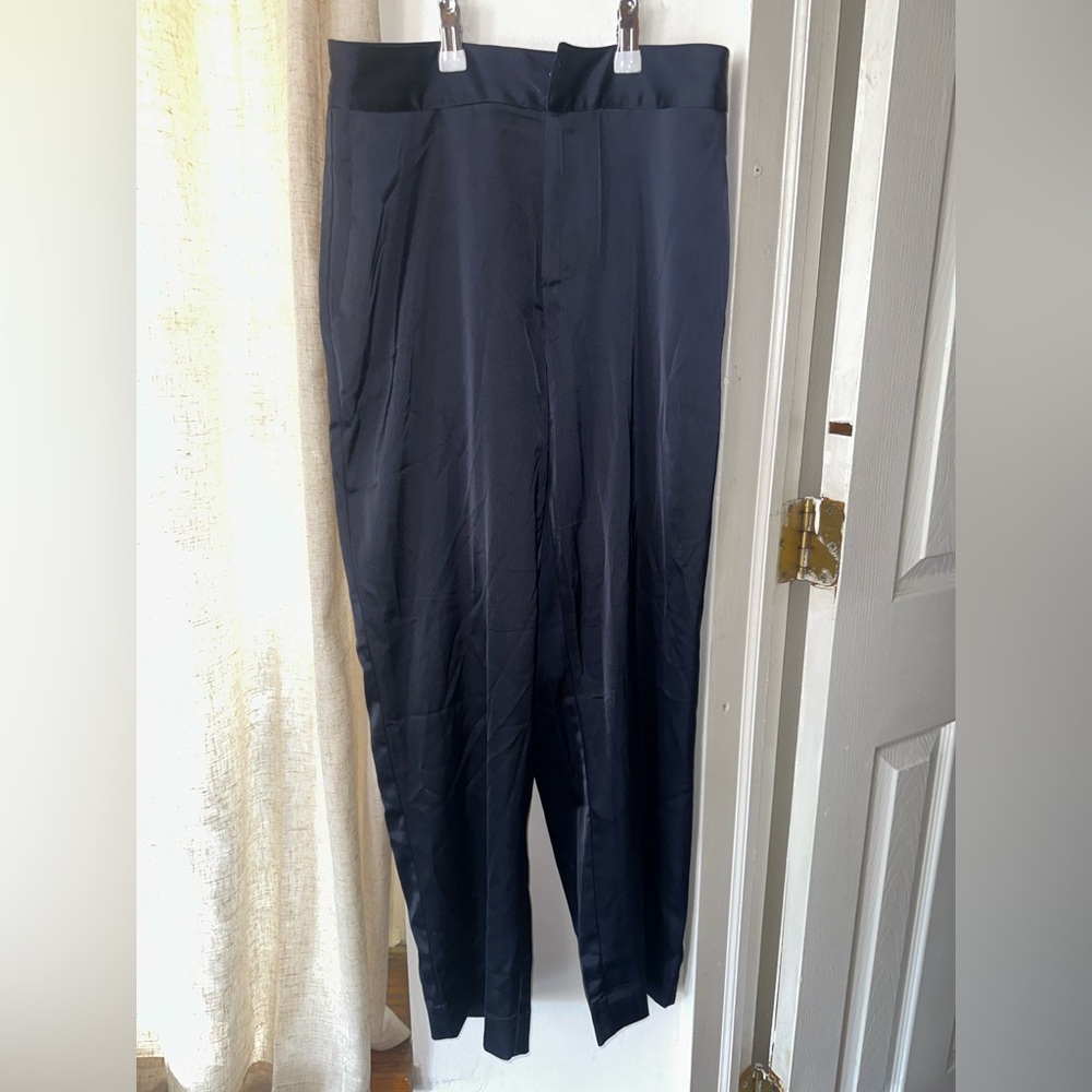 Sayin Navy Blue Cropped Trouser